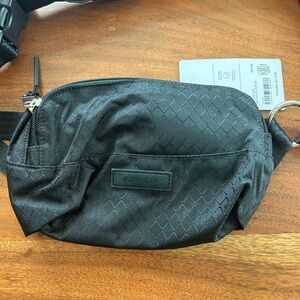 Athleta Black Belt Bag NWT